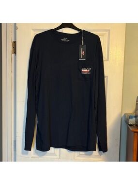 Vineyard Vines Long-Sleeve Pocket Tee in Navy